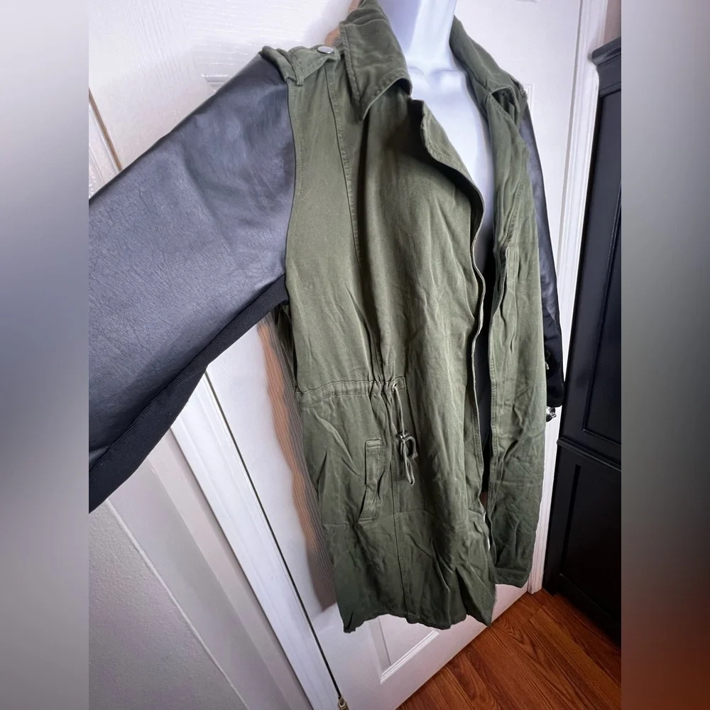 Torrid 0 Twill Canvas Drawstring Jacket Green Olive Faux Leather Sleeve L 12 - Picture 4 of 15